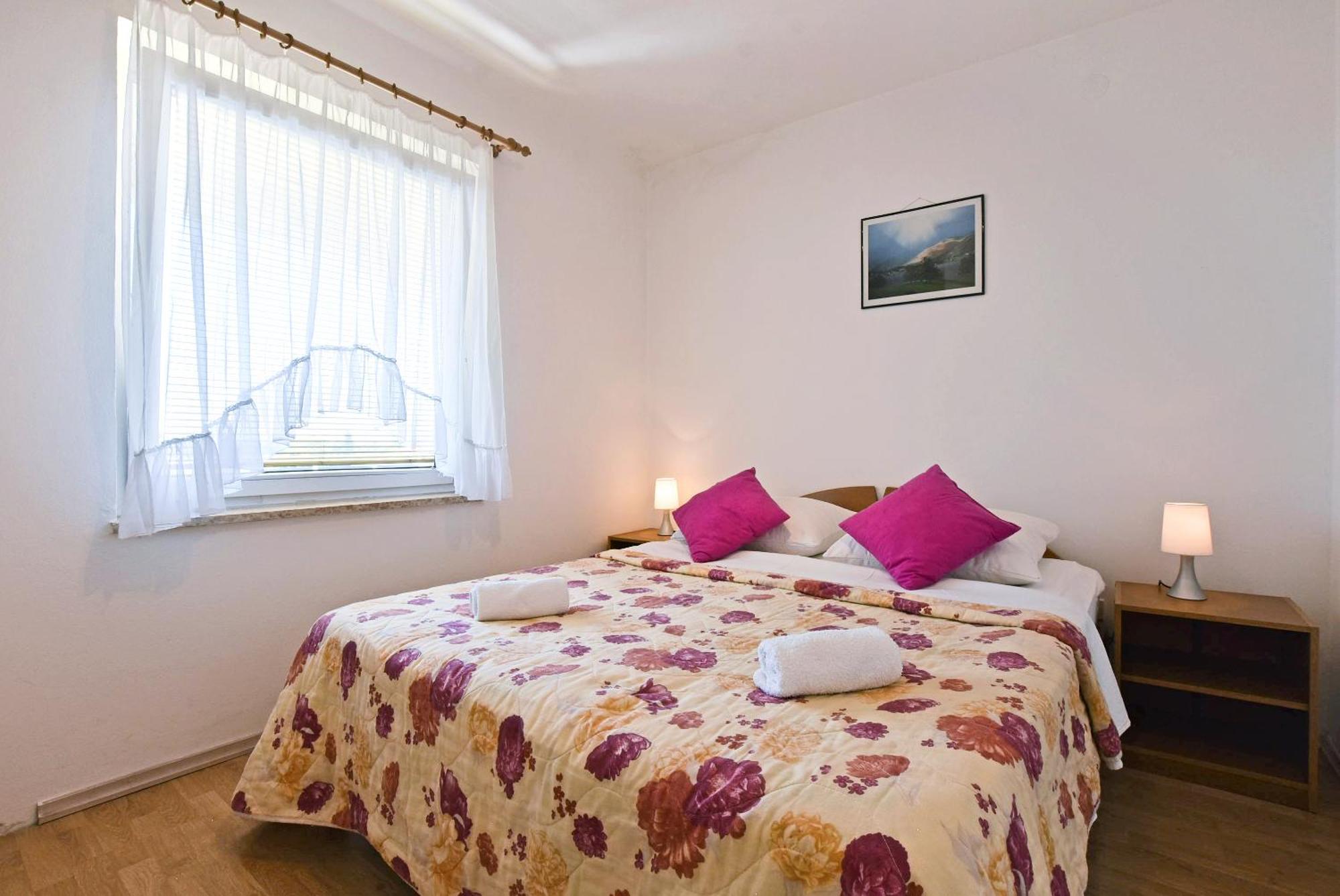 Apartment Marinela