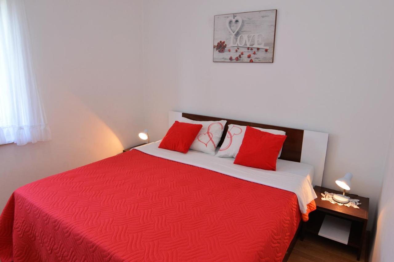 Marinela Apartment